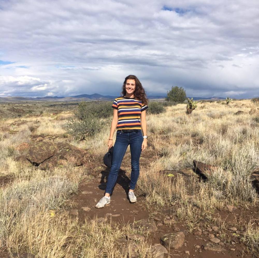 Meet your Posher, Adrianna